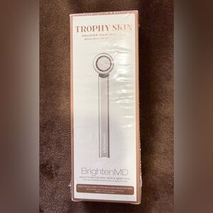 Trophy Skin Brighten MD Multifunctional 4-in-1 Anti-Aging Facial Wand ~Brand New